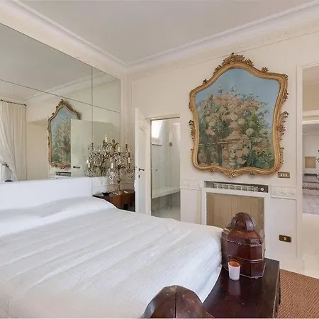 Luxurious Penthouse Lopez