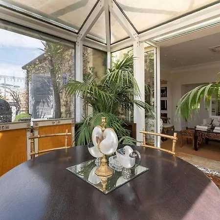 Luxurious Penthouse Lopez *