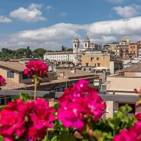 Luxurious Penthouse Lopez Roma